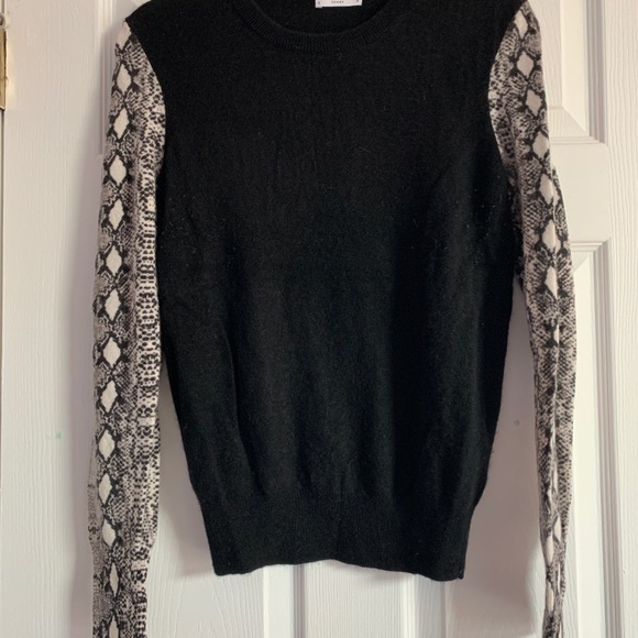 **ON HOLD***Equipment snakeskin sleeve sweater - Picture 3 of 5